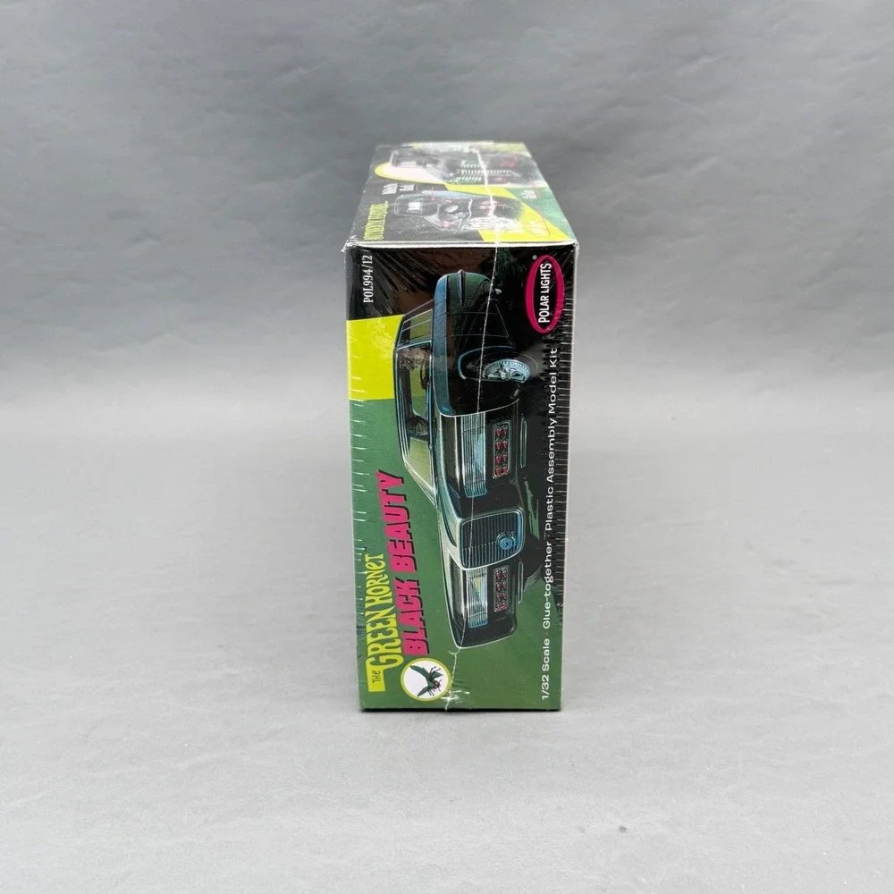 The Green Hornet: BLACK BEAUTY 1/32 Scale Glue-Together Plastic Model Kit Sealed